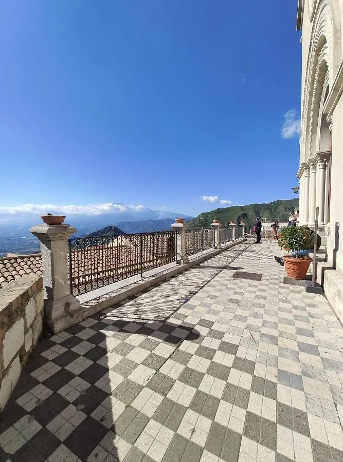 Holiday home Nel Centro Storico A Casitta Da Mola Villa Castelmola